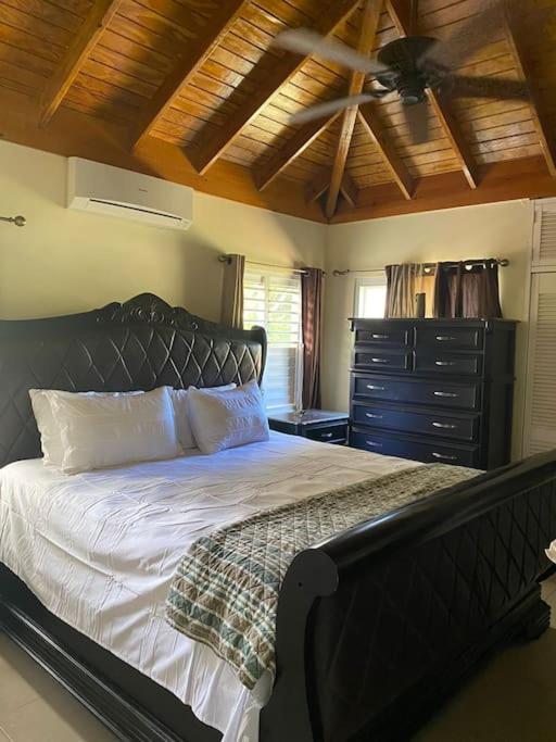 Sunset Palms & Villa Management Ltd Richmond Εξωτερικό φωτογραφία