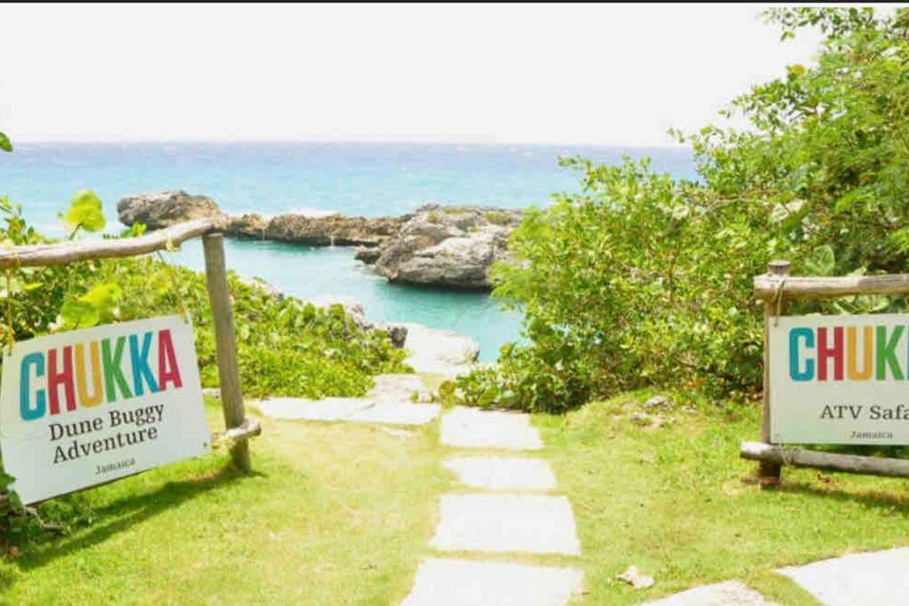 Sunset Palms & Villa Management Ltd Richmond Εξωτερικό φωτογραφία